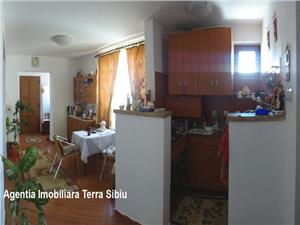 Apartament in bloc nou 3 camere Sibiu zona Lazaret , 120 mp