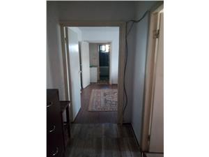 Apartament 3 camere de vanzare in Sibiu, zona Rahovei