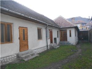 Casa de vanzare in Saliste cu 7 camere