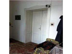 Vand apartament la casa 150 mp in Sibiu zona 1