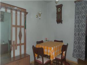 Apartament spatios cu 3 camere in Vasile Aaron