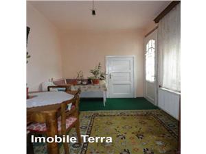 Casa cu 3 camere si 500 mp teren de vanzare in zona Garii Sibiu