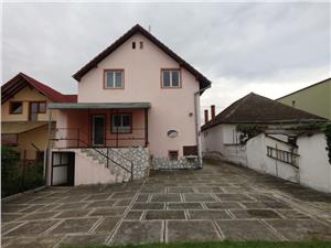 Casa noua spatioasa D+P+M de vanzare in Sibiu