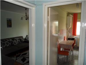 Apartament 3 camere decomandat in zona Vasile Aaron