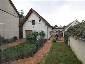 Casa cu 2 corpuri de cladire de inchiriat in Sibiu