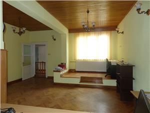Casa 3 camere de vanzare in Sibiu