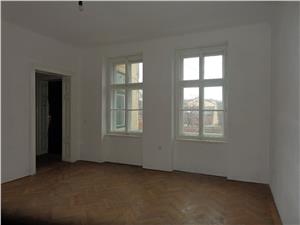 Apartament 2 camere la casa de vanzare in zona centrala Sibiu