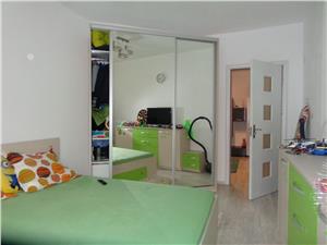 Apartament de vanzare cu 3 camere zona Rahova  Sibiu