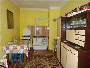 Apartament 4 camere la casa de vanzare, ultracentral in Sibiu