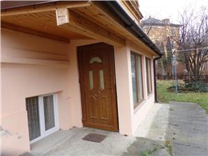 Apartament la casa de vanzare central in Sibiu
