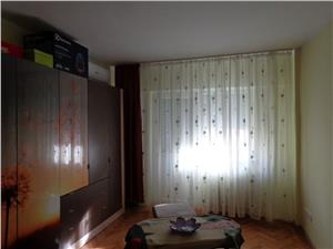 Apartament 3 camere etaj I de vanzare in Vasile Aaron  Sibiu