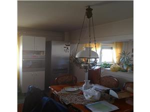 Apartament 4 camere de vanzare in Sibiu, zona Constitutiei